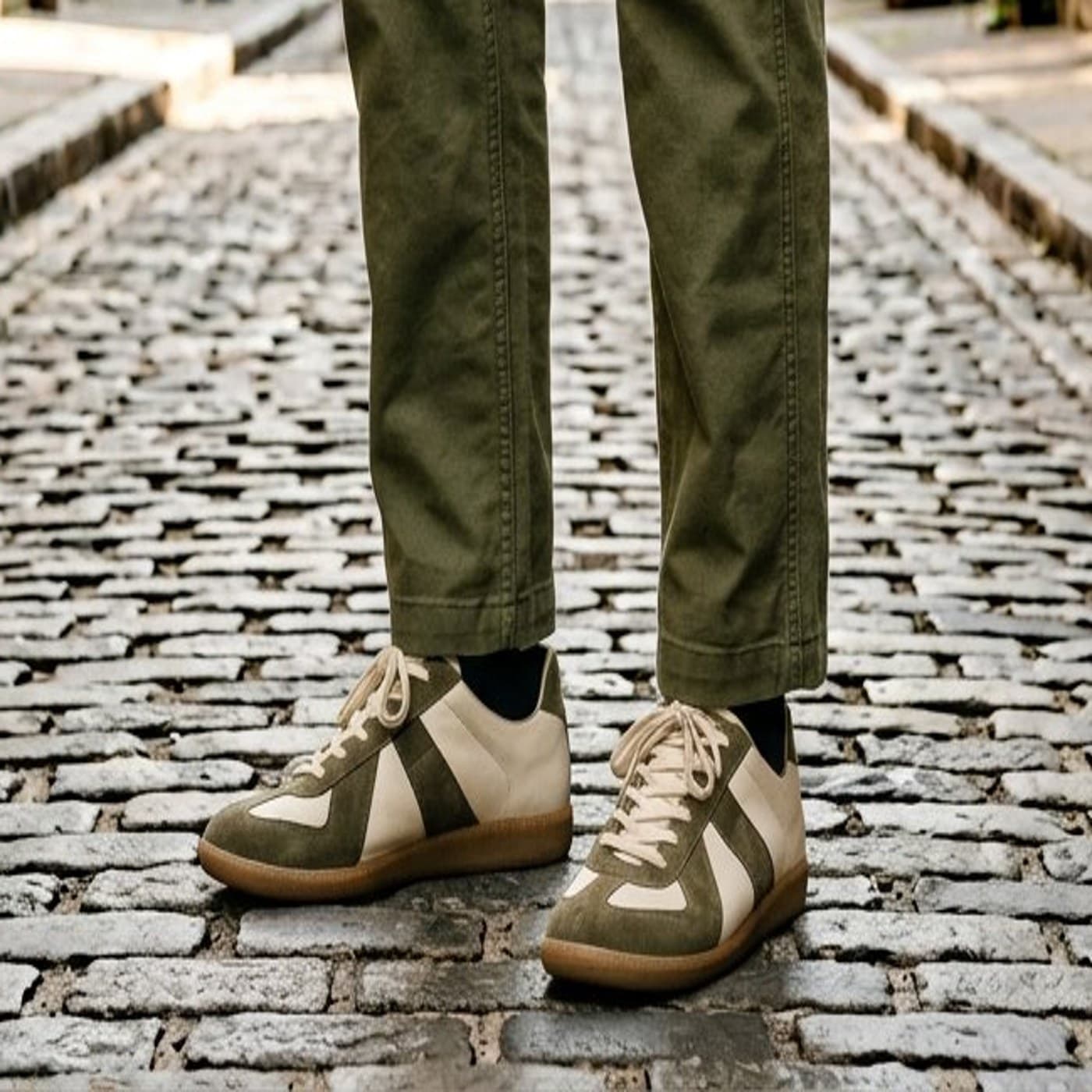 Everyday Court Sneakers